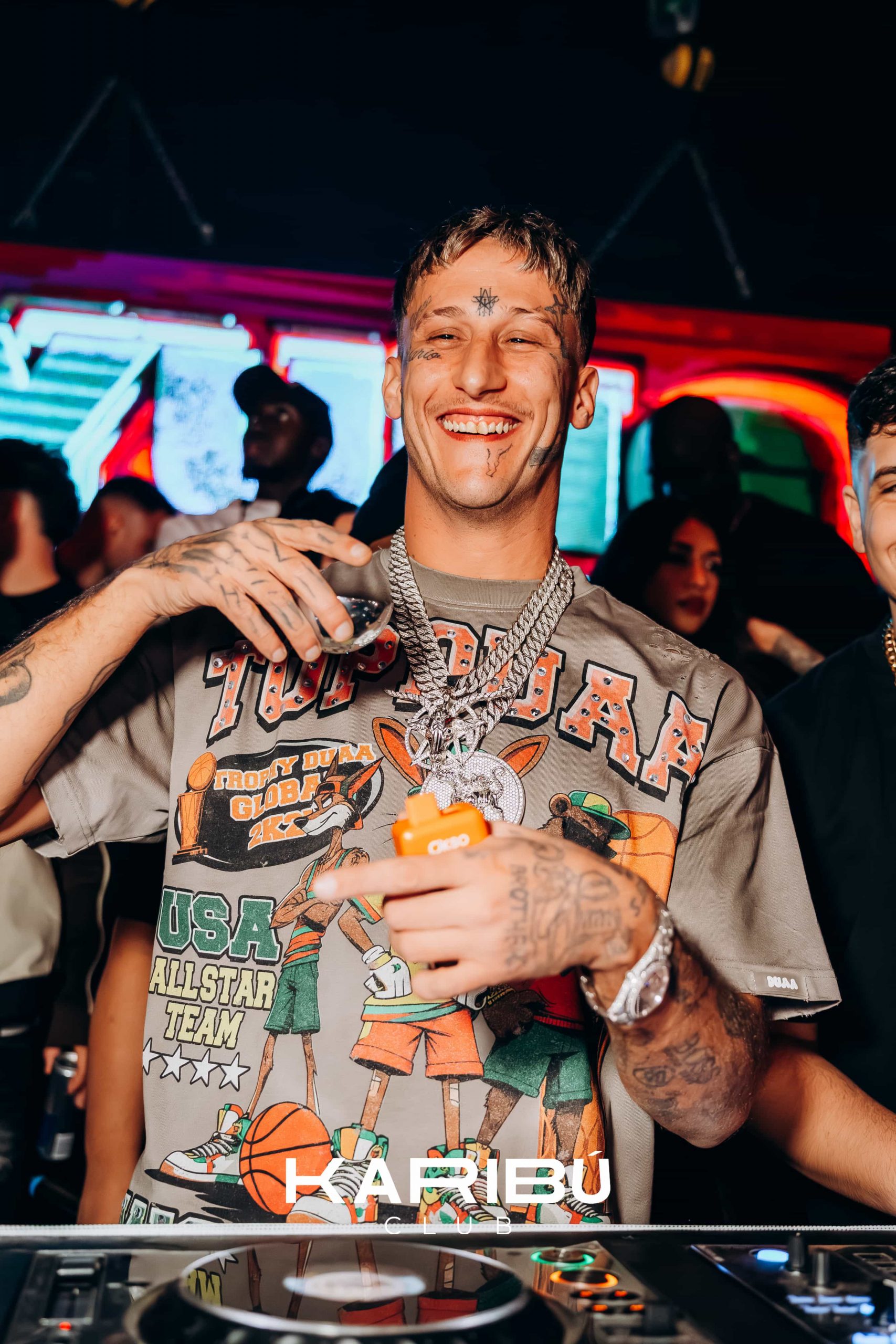 Llegir més sobre l'article 29 Novembre – Yung Beef